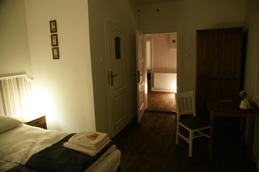 Willa Zwolakówka Bed and Breakfast Istebna Habitación foto