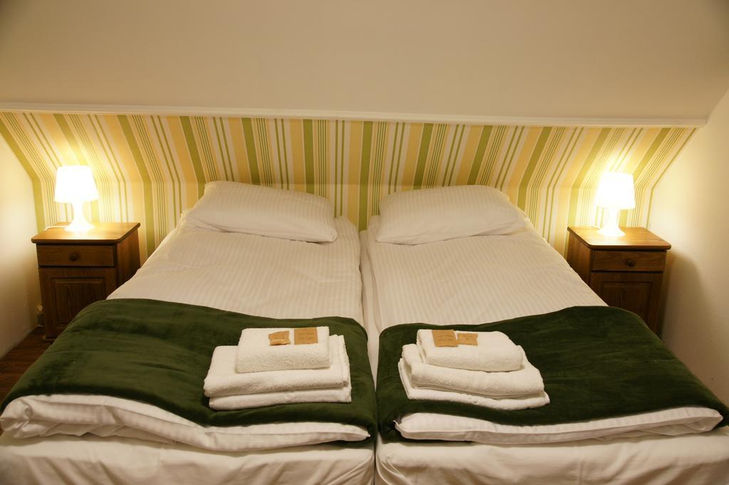 Willa Zwolakówka Bed and Breakfast Istebna Habitación foto